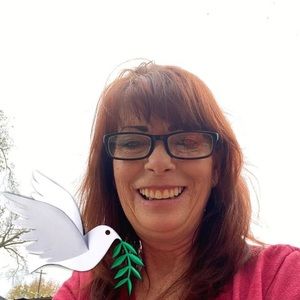 Meet your Posher, Monica